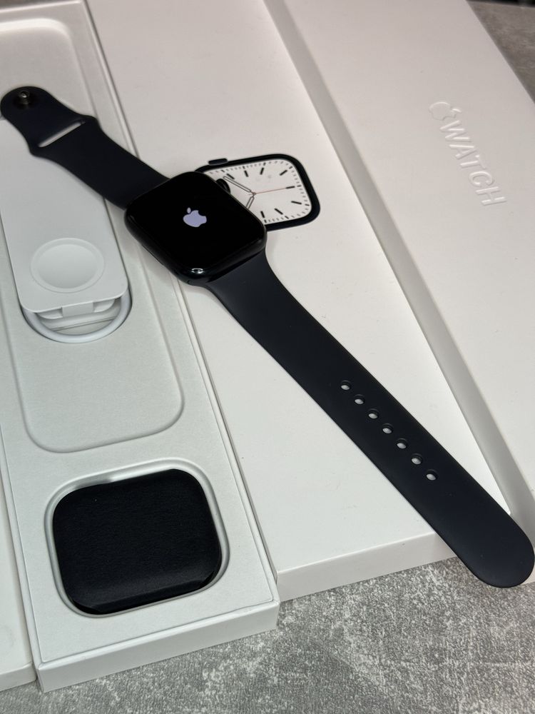 Apple watch 7 45mm Midnight АКБ 95%