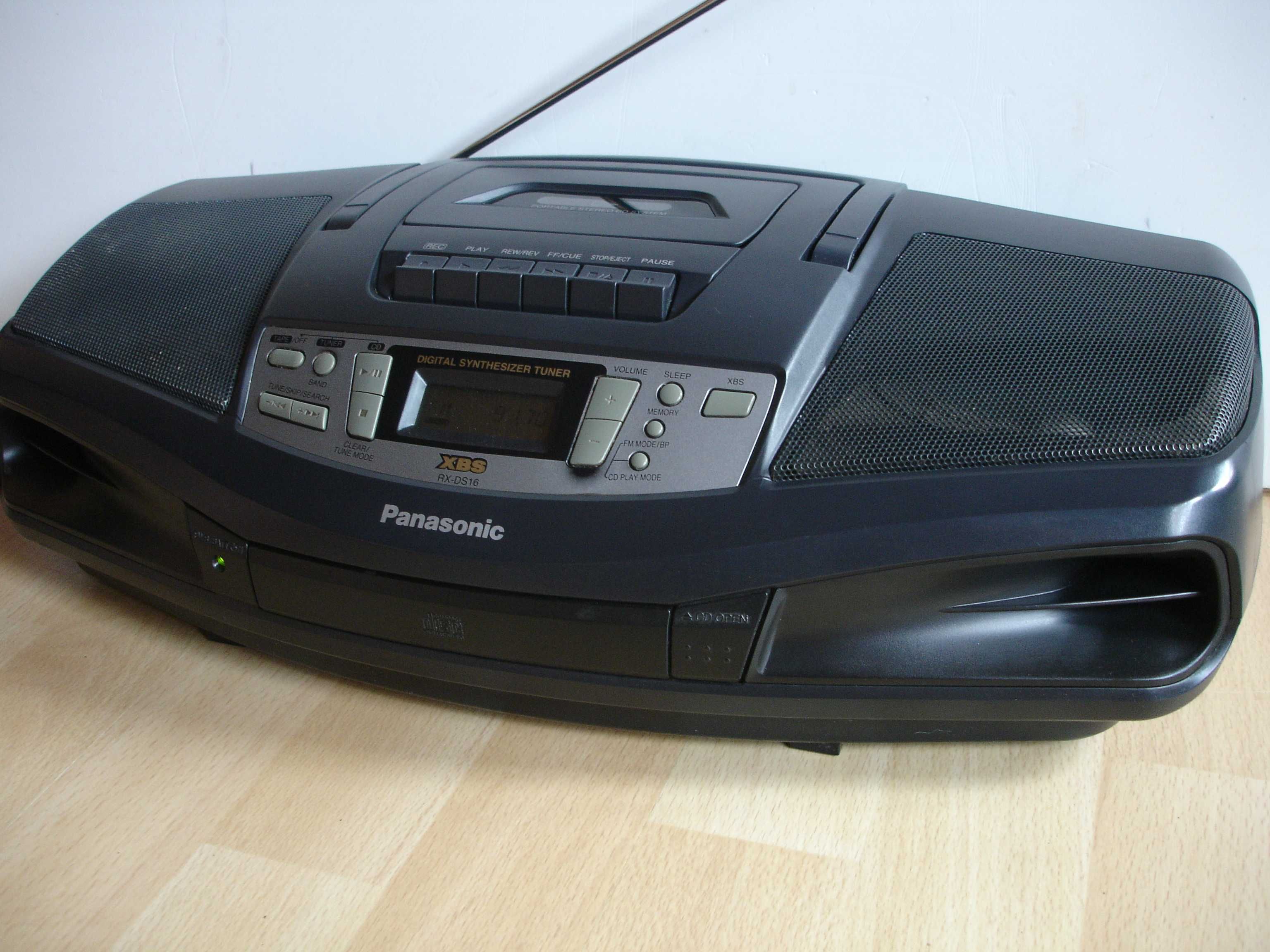 Radiomagnetofon PANASONIC RX-DS16