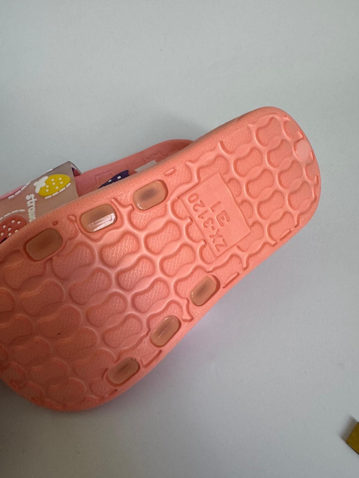Nowe klapki dziecięce JOMIX SHOES różowe 31