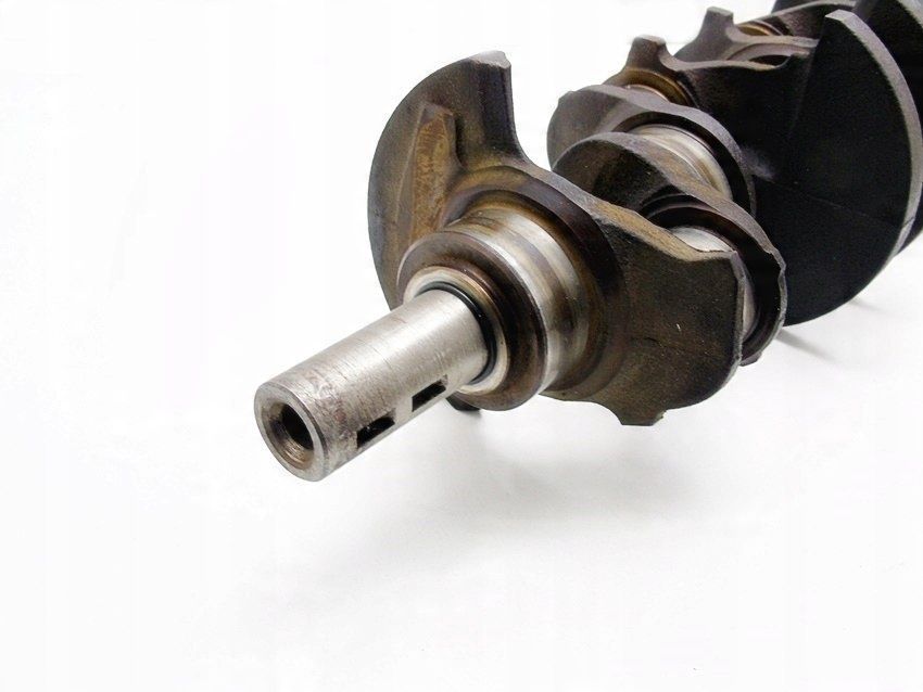Wał Korbowy 1.8 16V 407 406 C5 Xsara Picasso