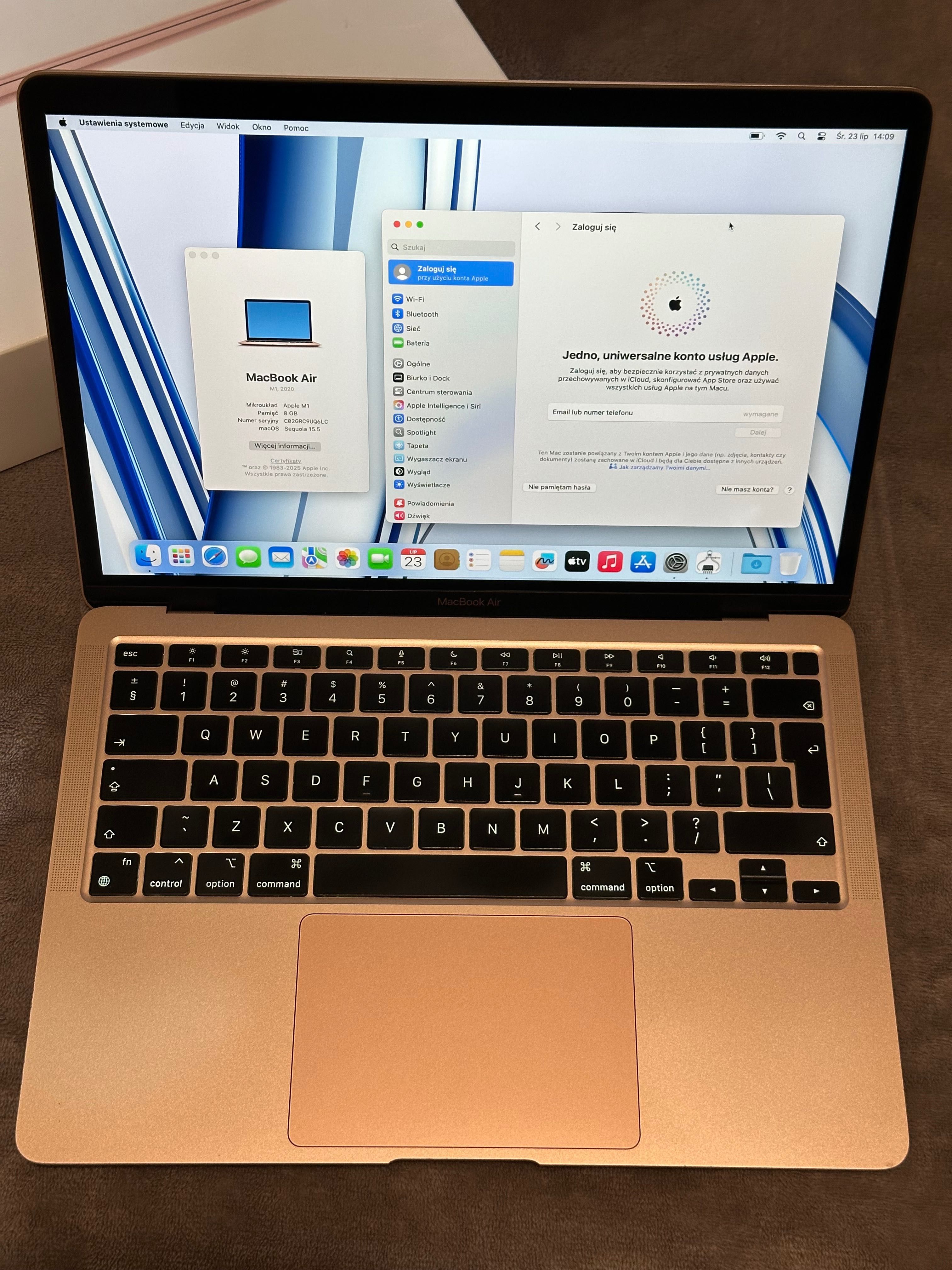 Macbook Air M1 8/256 A2337