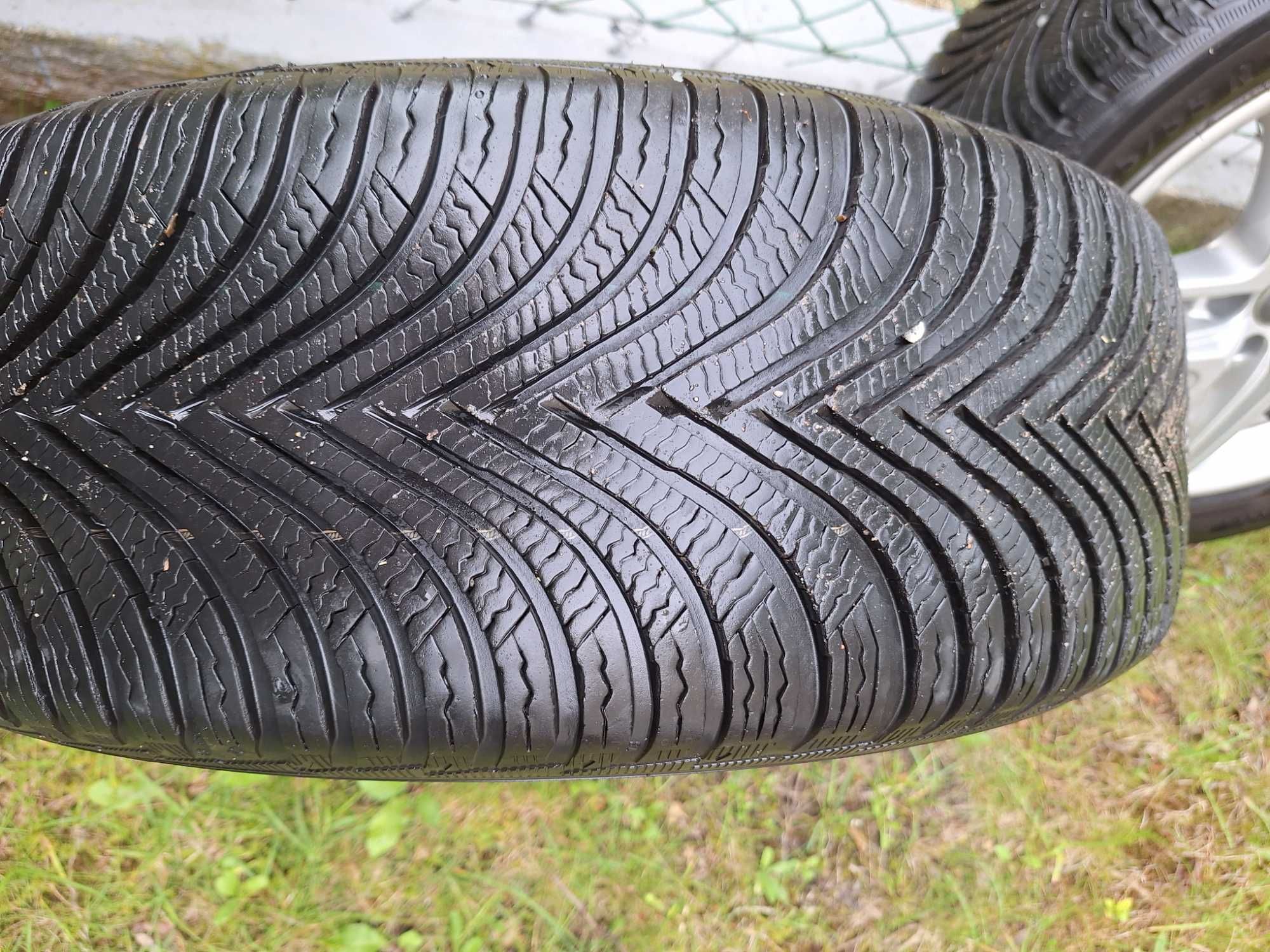 Felgi aluminiowe Audi  + opony zimowe komplet