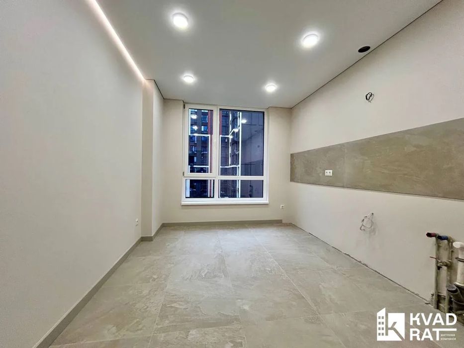 Продаю 1км квартиру з ремонтом біля Велесу