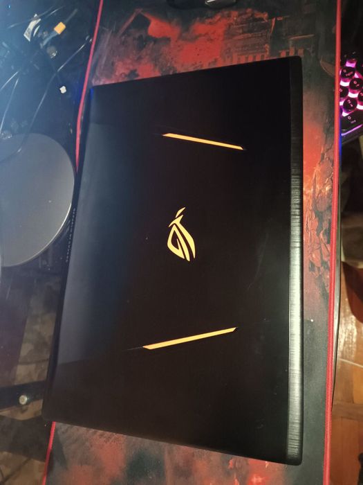 Продам ноутбук Acer Strix