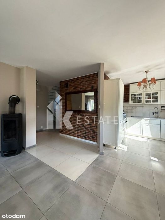 Wyjątkowy Dom W Dołujach Przy Lesie, Działka 866 M