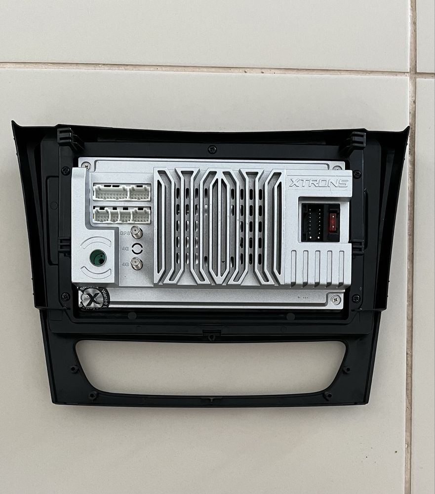 Radio Xtrons IAP92M211S