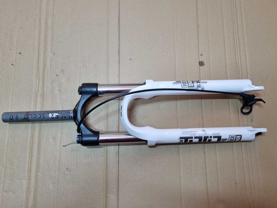 Amortyzator Rock Shox Tora 302, pod 26