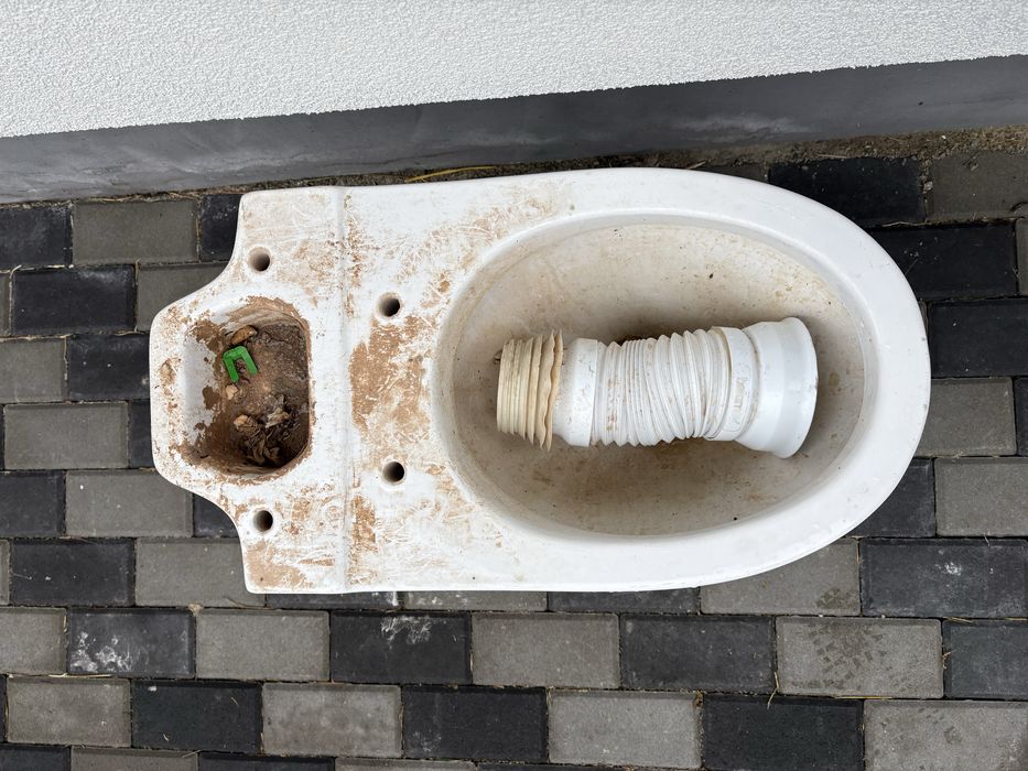 Унітаз будівельний