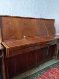 Продам пианино Украина 1100грн