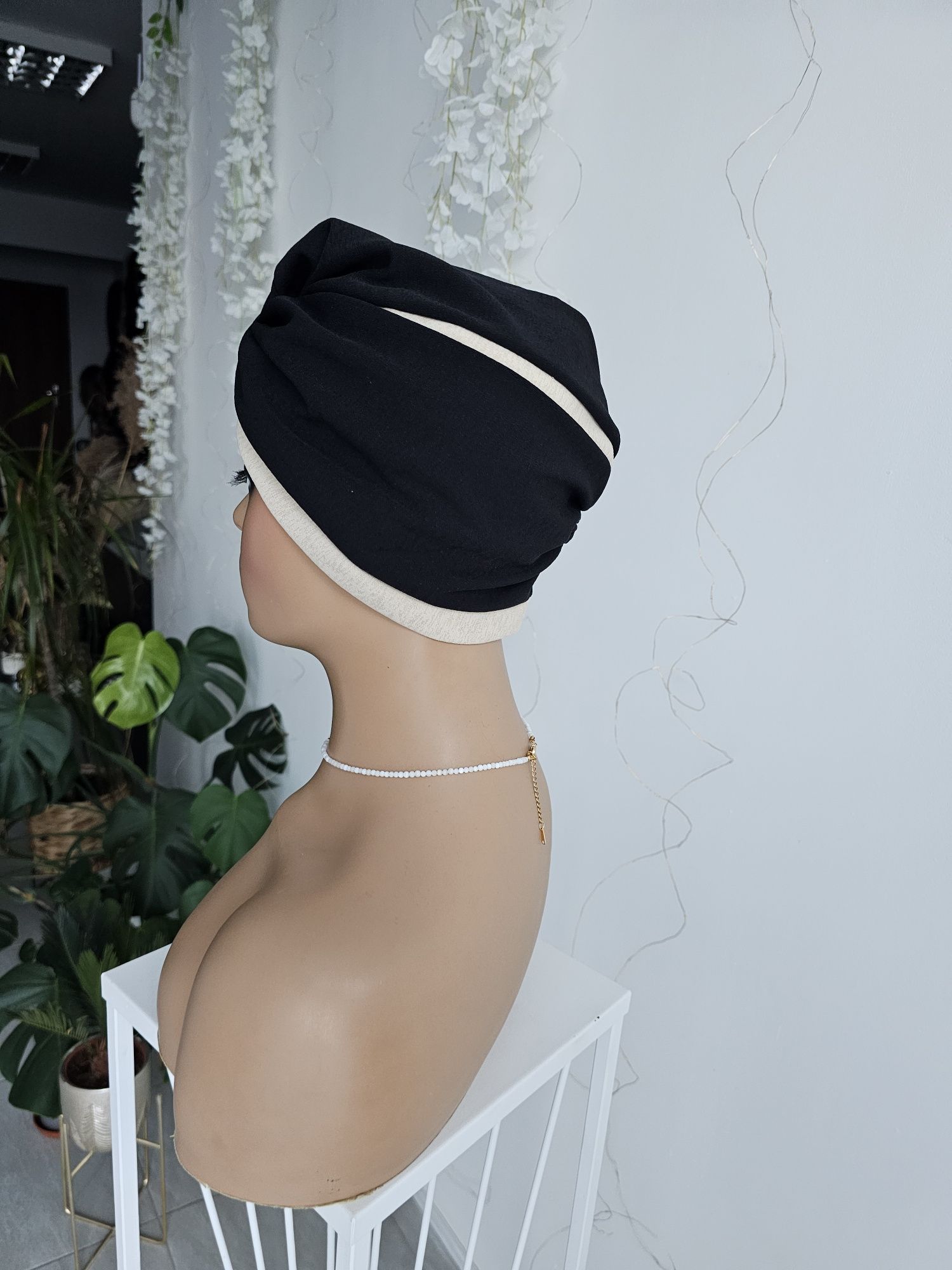 Turban czepek Ola czarny-beż nakrycie głowy podczas leczenia czapka