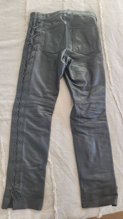 Motocyklowe skórzane spodnie z wiązaniem