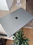Macbook pro i9 1TB ssd