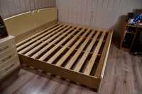 Огромная кровать, облицовка МДФ, 250х220 см (ШхД)