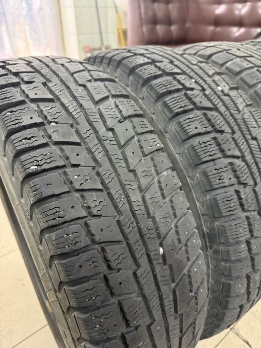 R 15 185/65 комплект зимней резины