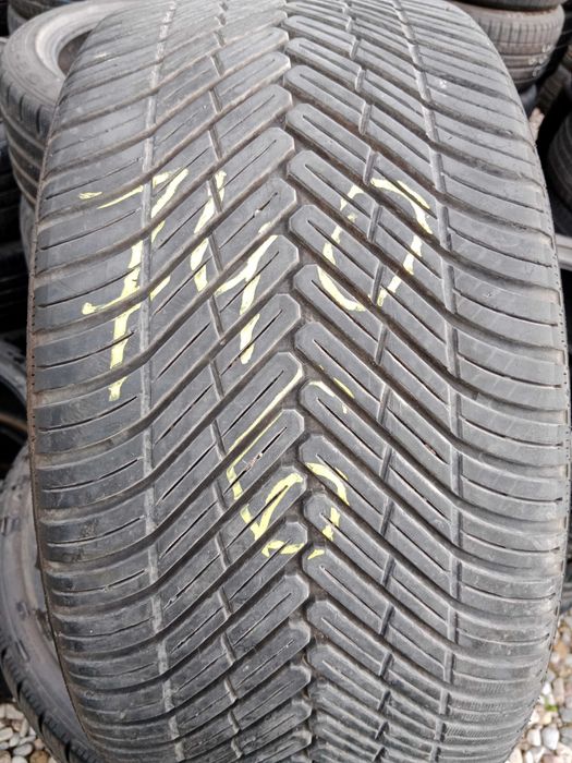 Opona używana 245/35R19 Fortuna All Season Ecoplus2 4S 1szt.