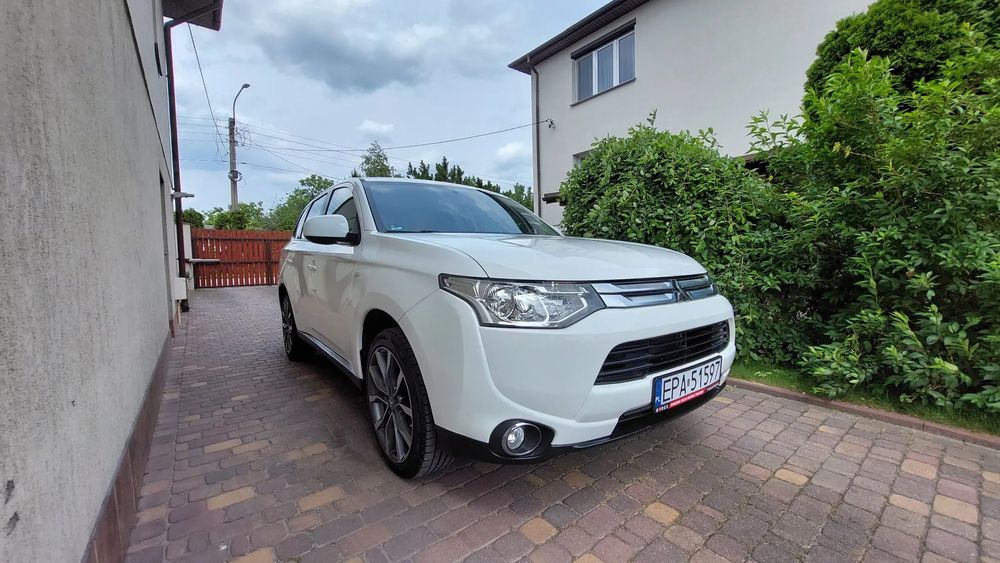 Mitsubishi Outlander 2.0i 150KM Klimatronik Niski_Przebieg Z_Niemiec_Zarejestrowany