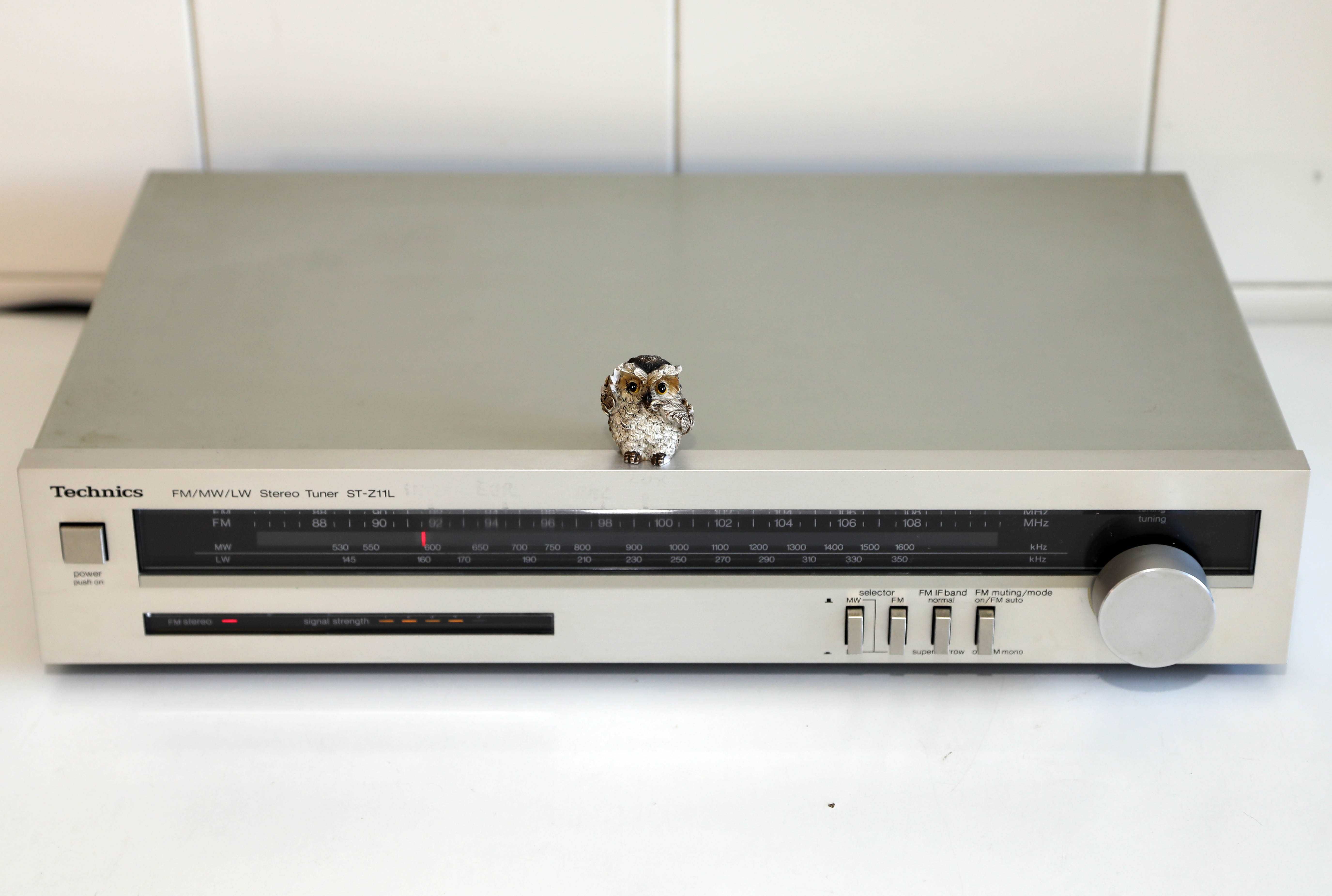 Technics ST-Z11L Tuner Stereo MW/FM/LW