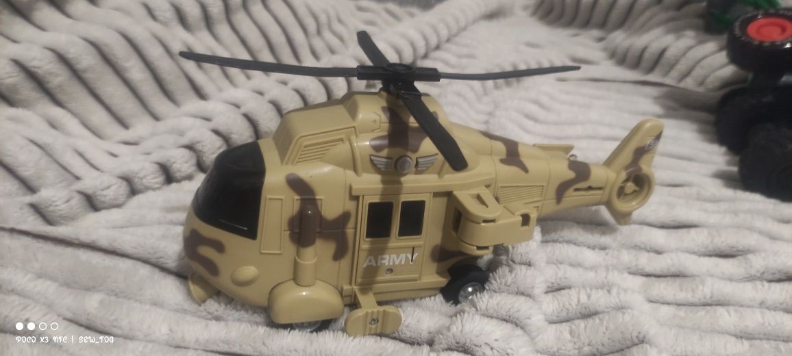 Вертолет армейский, военный