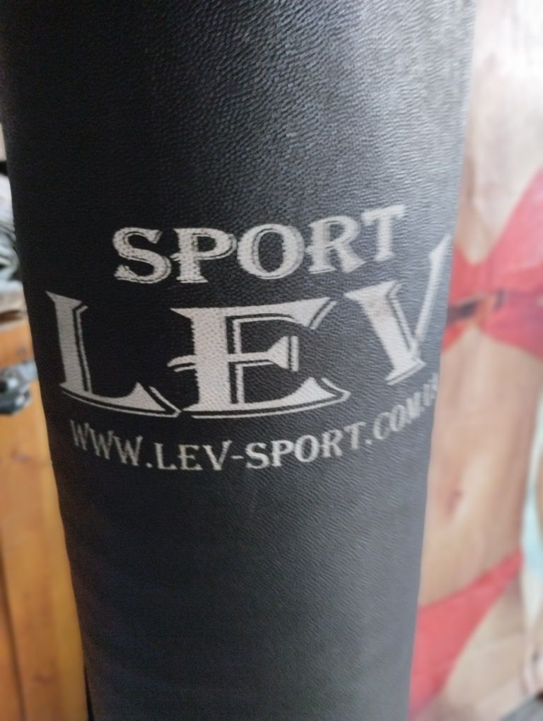 Продам грушу  бренд Lev отличное состояние
