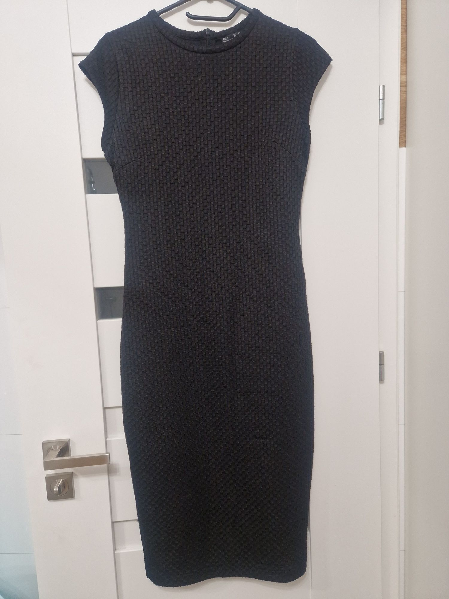 Długa sukienka M