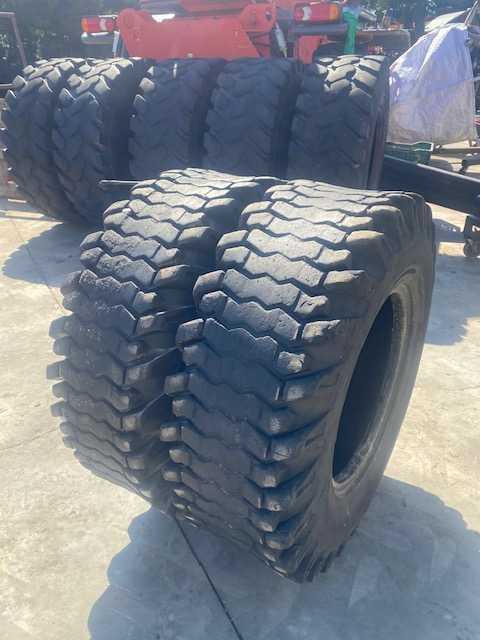 Opony 320/80 R 18 BKT
