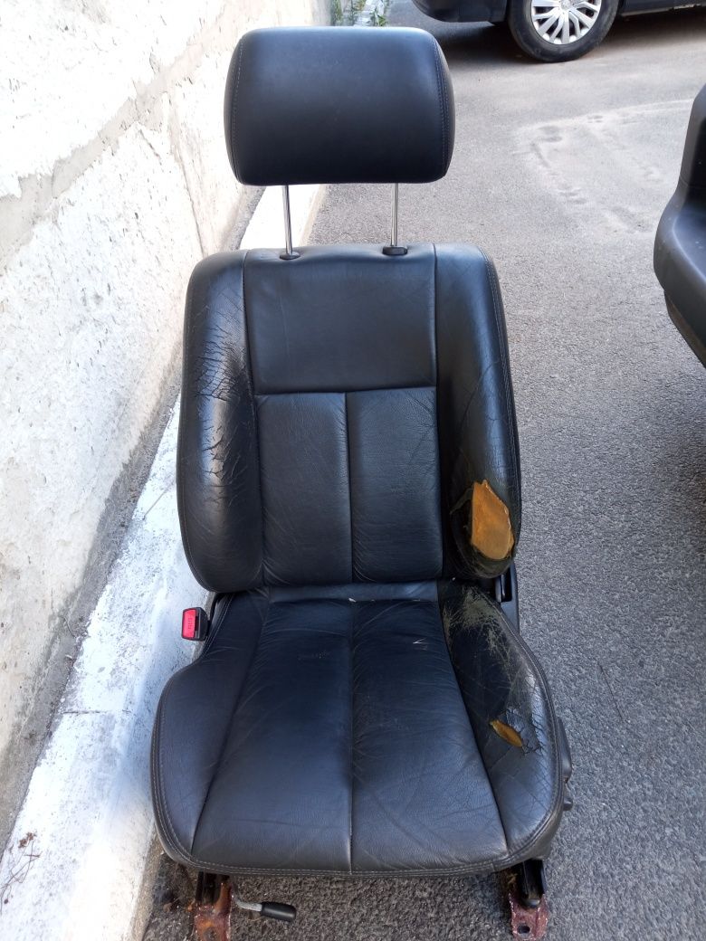 Сидение с авто Субару