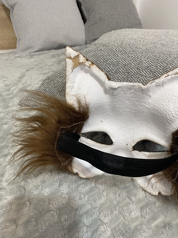 Therian mask maska