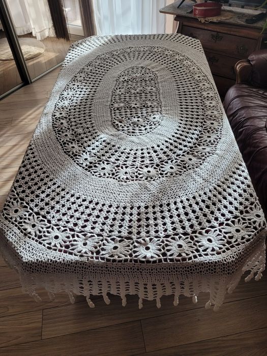 Obrus ręcznie robiony 170x130