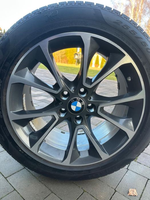 Opony zimowe z felgami BMW