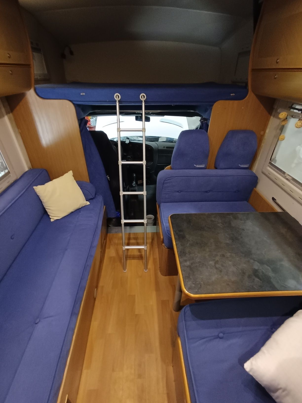 Autocaravana Mobilvetta Ícaro S10 Iveco 35c15 143cv