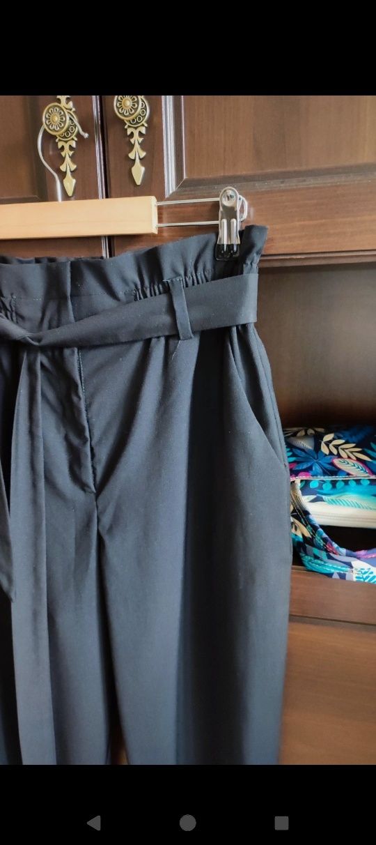 Reserved spodnie chinosy lekkie zwiewne 38 eleg