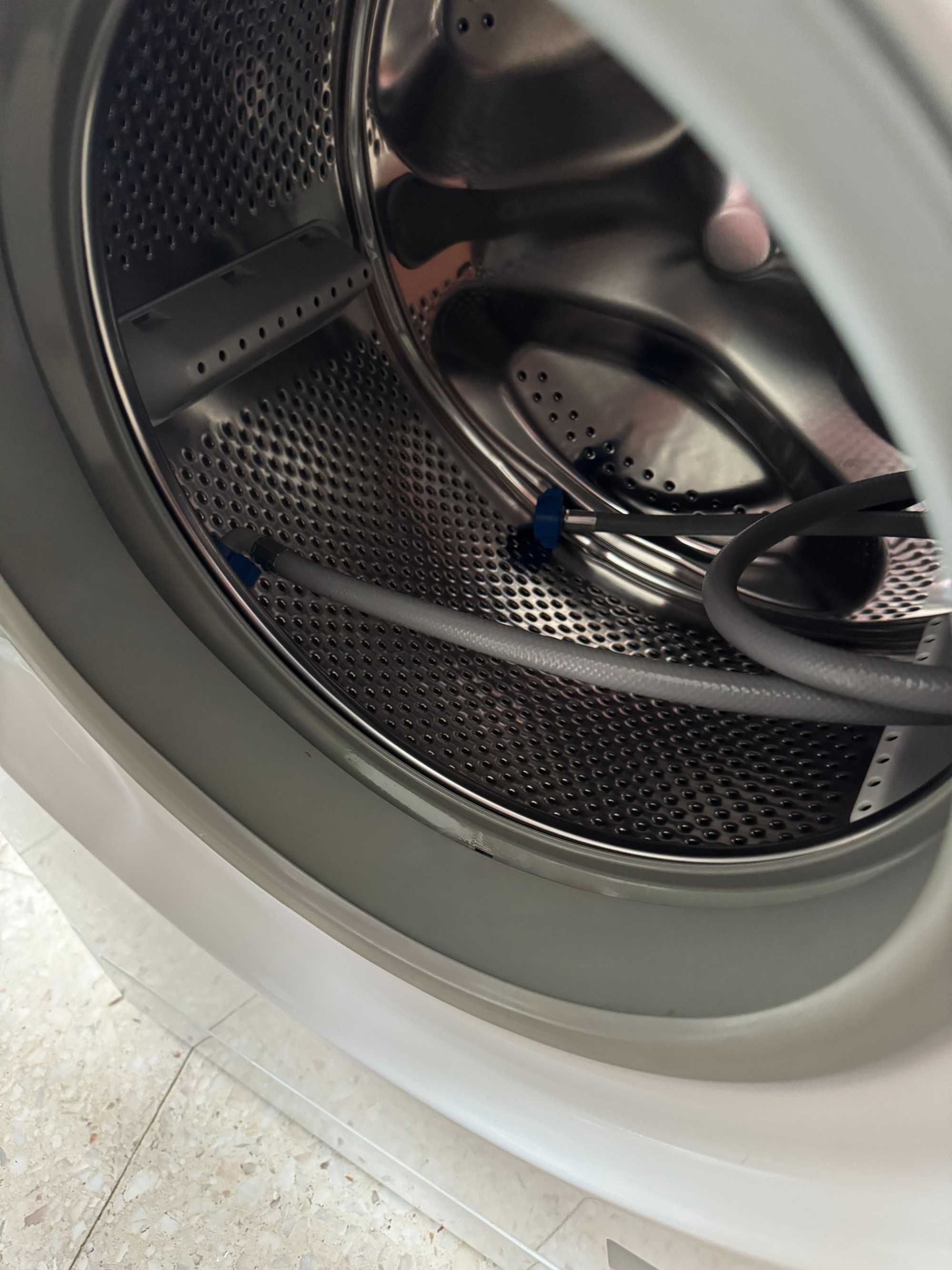 Máquina de roupa