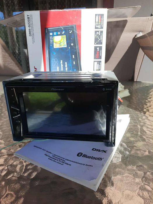 Radio 2 din Pioneer DMH-220BT, bluetooth, camera.