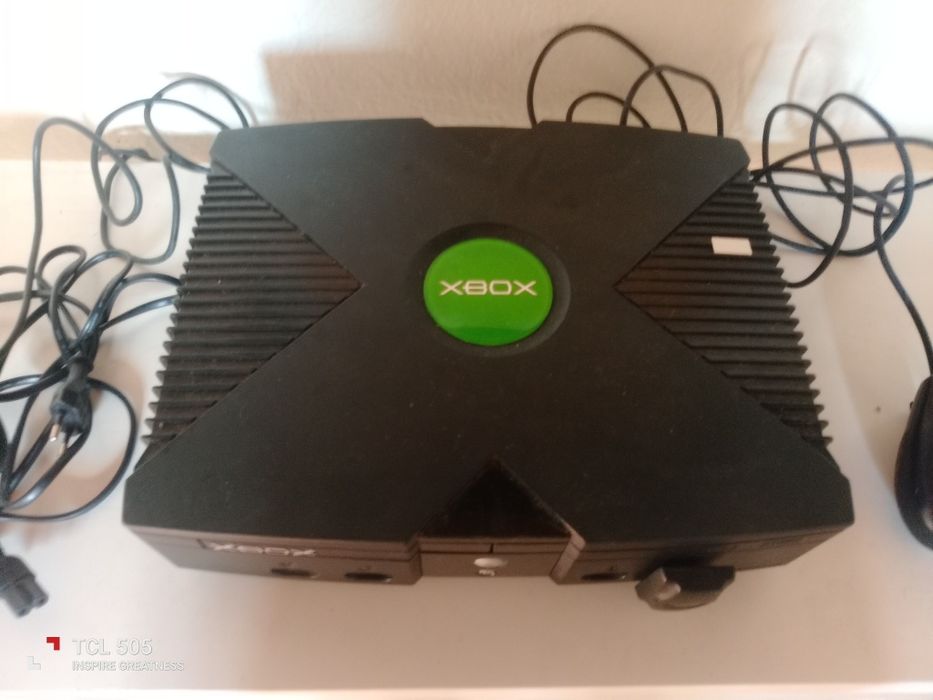Vendo Xbox 360 com comandos