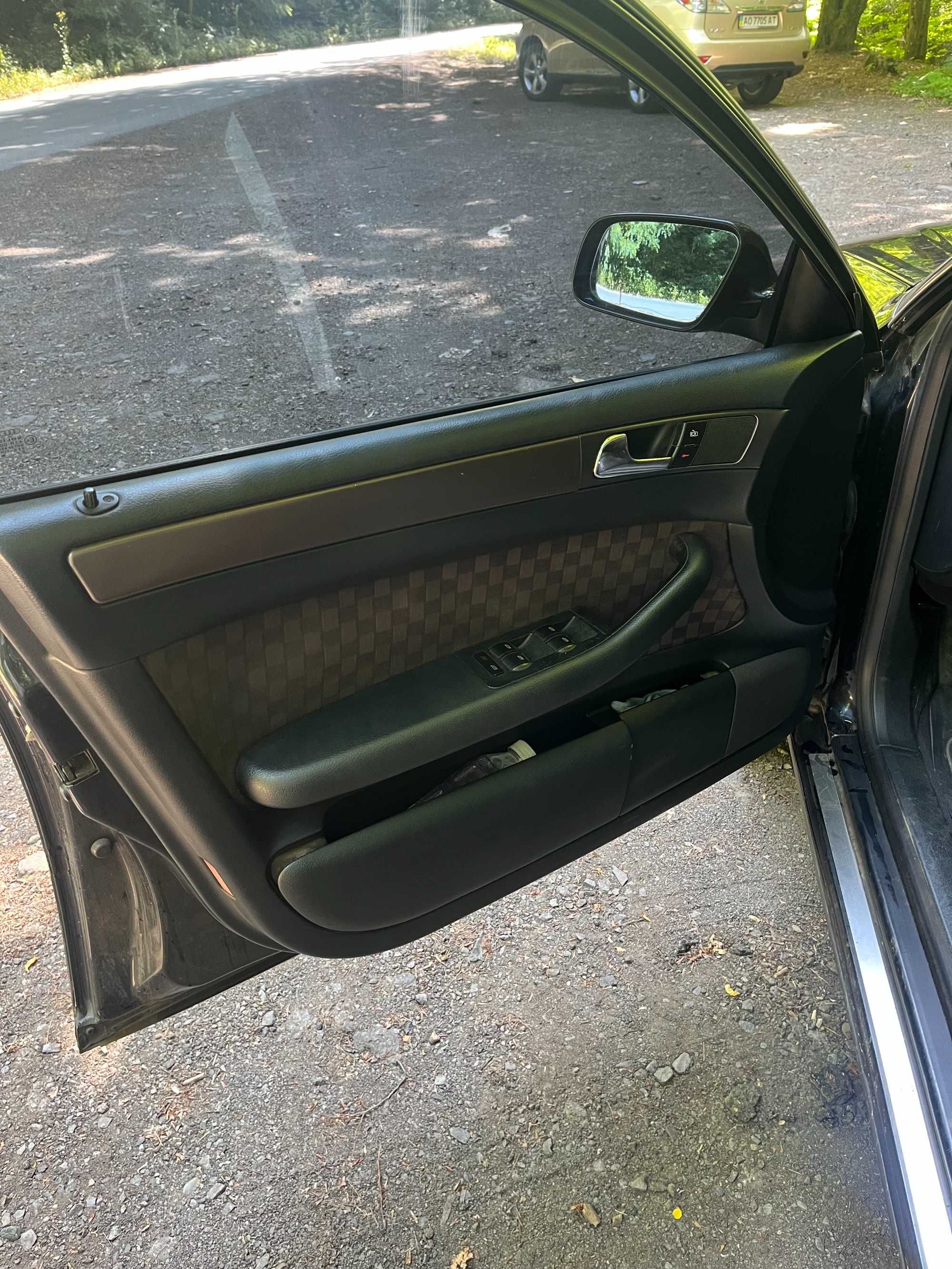 Audi A6 2.5tdi АКПП 2001р