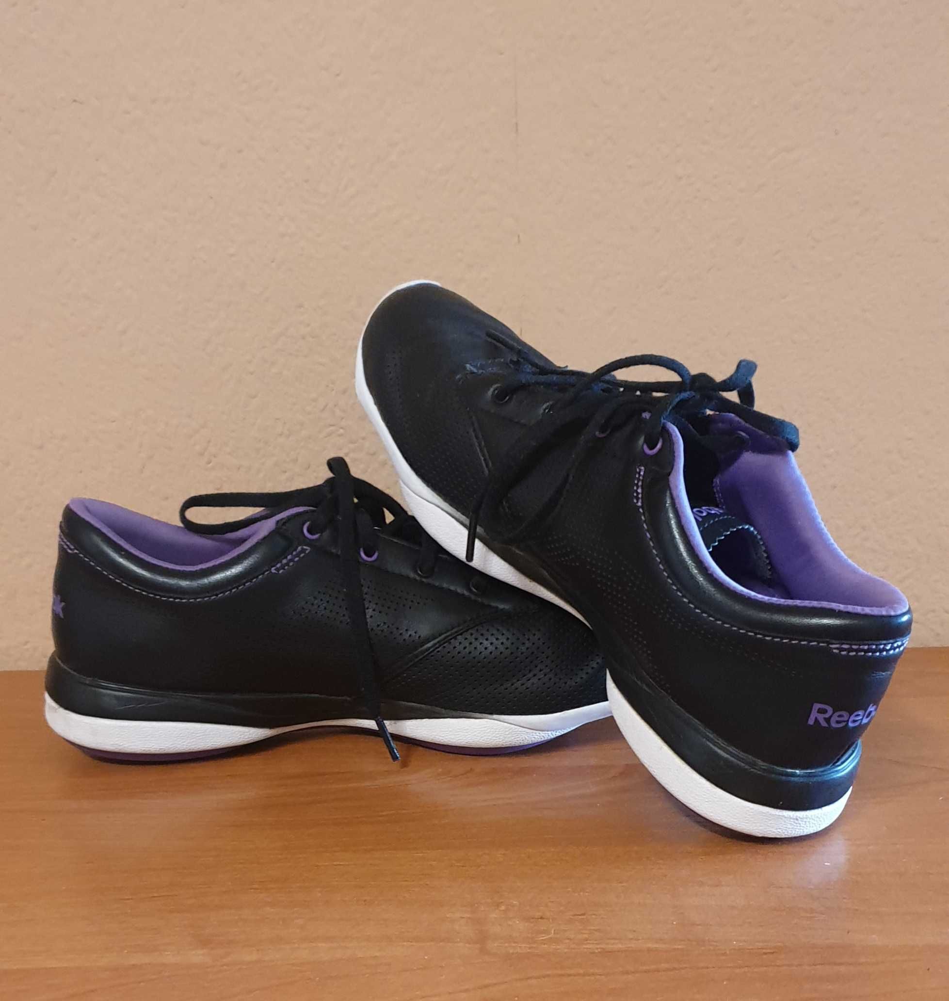 Reebok Buty Easytone PRIDE