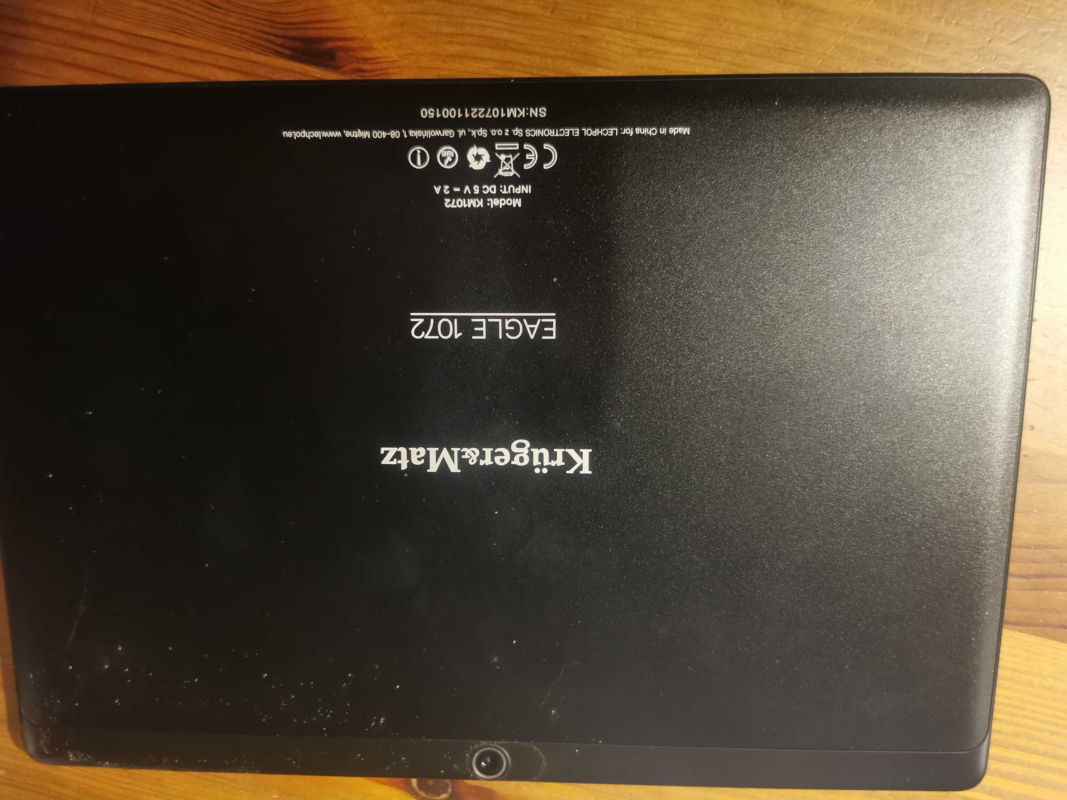 TABLET Kruger&Matz EAGLE 1072 10,1" 4/64GB 4G czarny + etui-podstawka