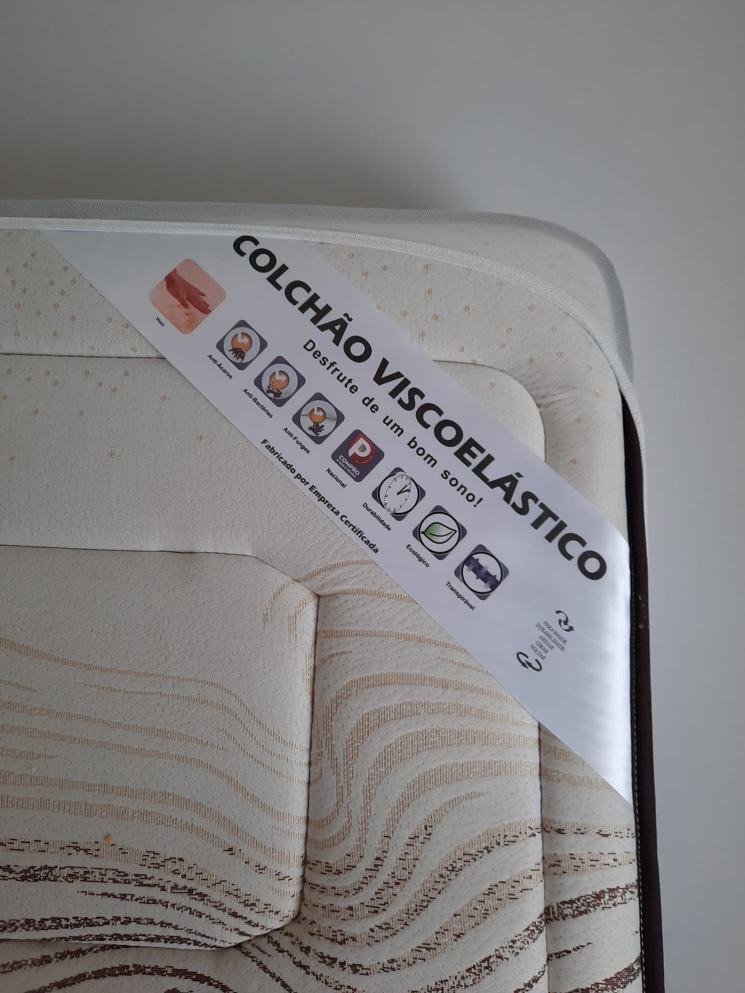 Cama com 2 Colchões 2x1,80mt