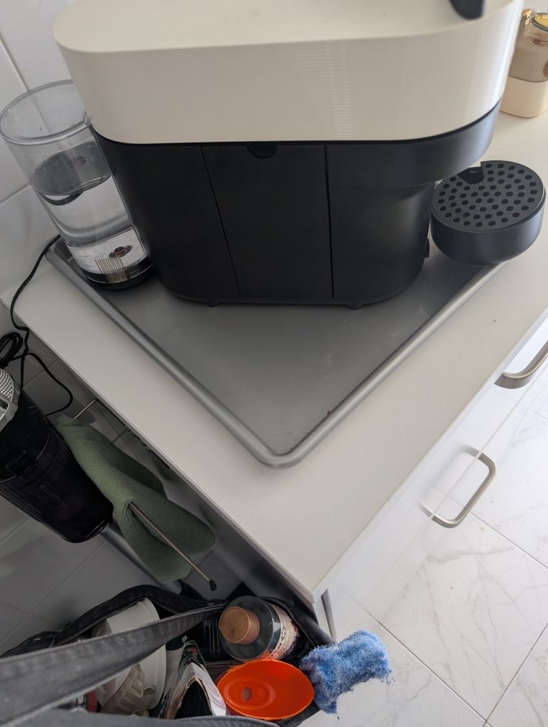 Máquina café Nespresso Vertuo