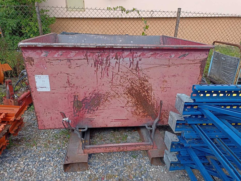 Mulda, kontener na złom ,wiór ,śmieci ,trot ;mulda samo kiprująca