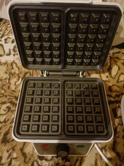 Gofrownica Raven 1000 w z regulacja