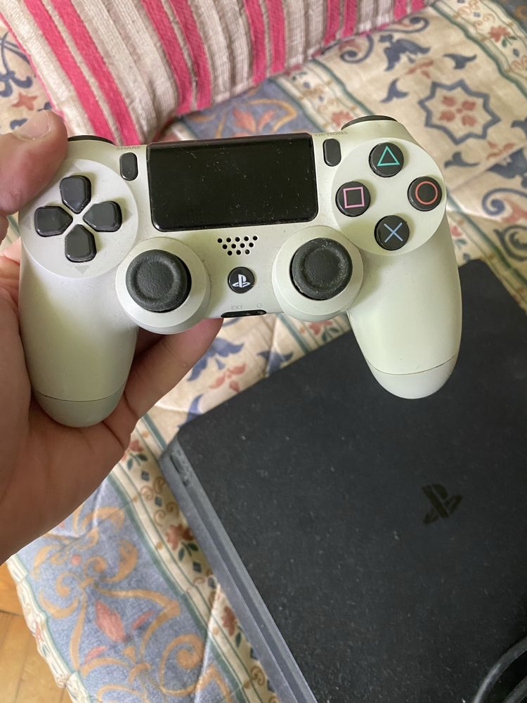 Vendo Playstation 4