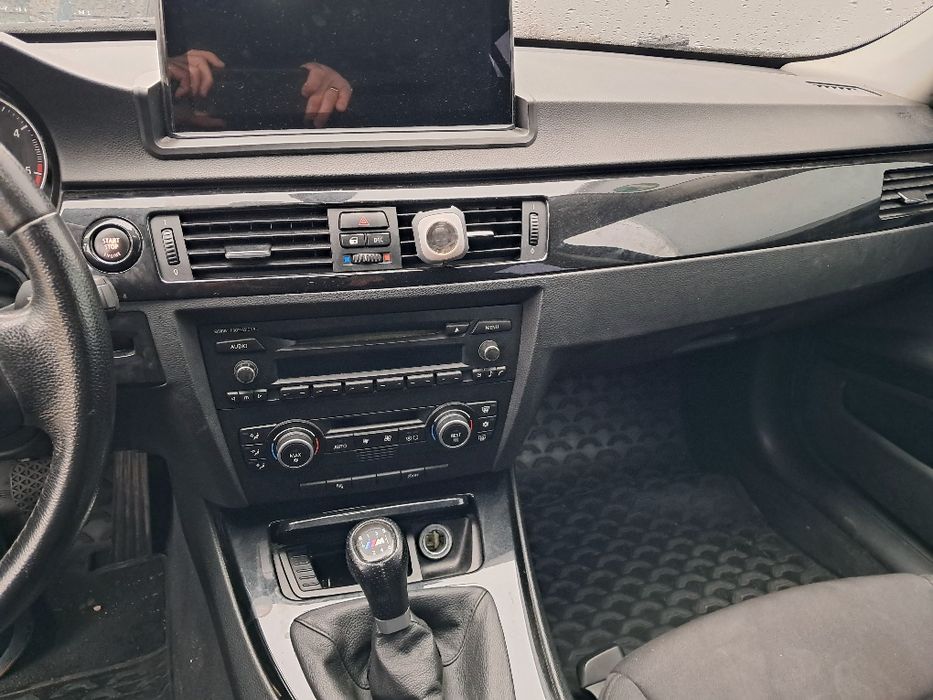 BMW 320 D 140 km zadbana