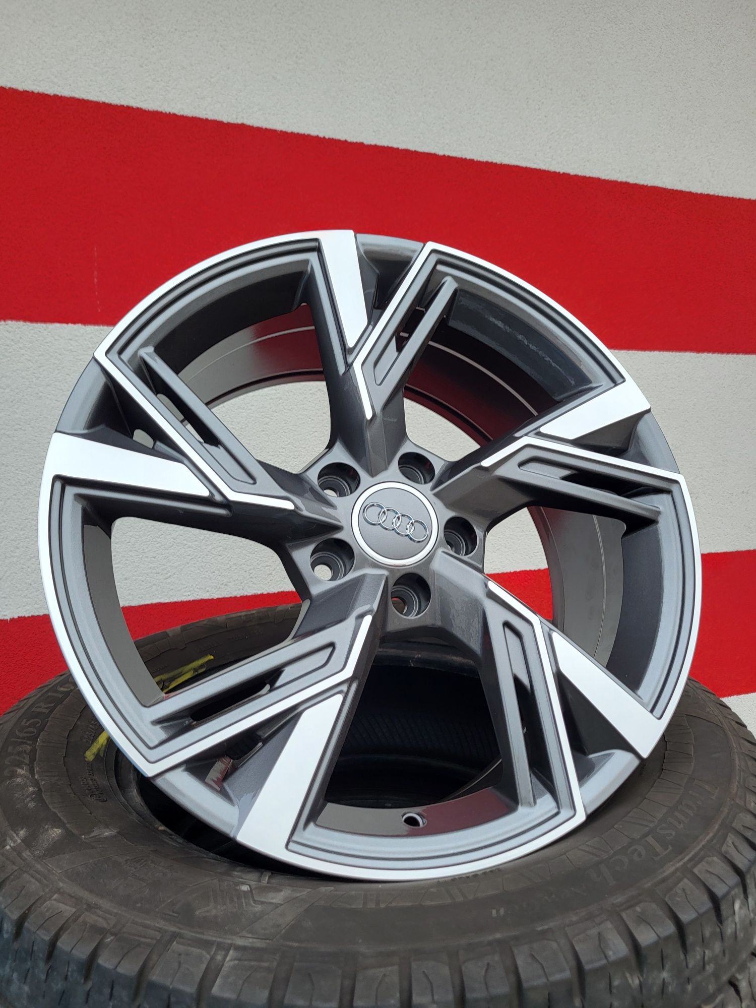 Alufelgi 18" 5x112 ET35 Audi A6 C8 C7 C6 A4 B9 B8 B7 A5 Q5 Q3