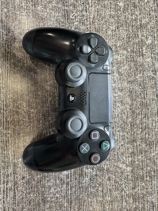 Konsola Sony PS4 slim 500gb CUH-2116B + pad