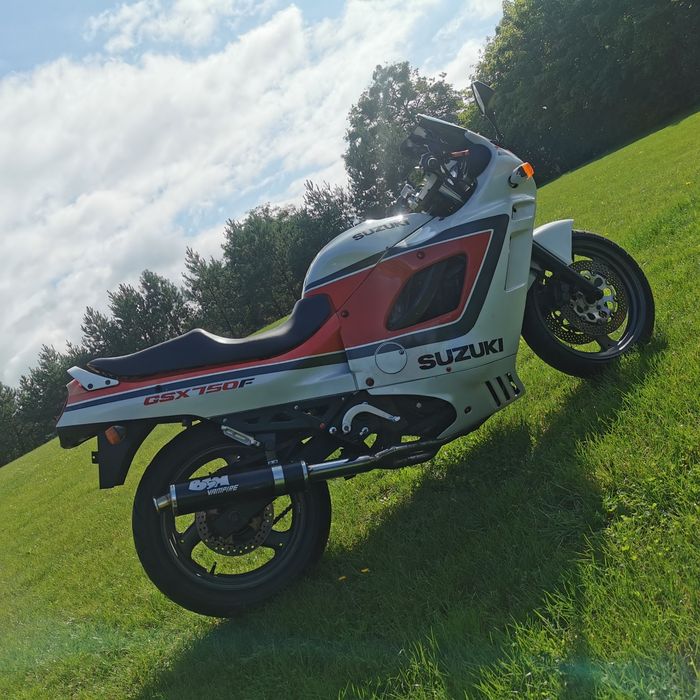 Suzuki gsx 700F  super stan