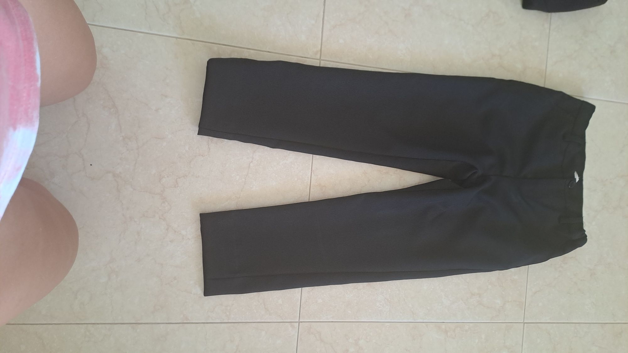Fato preto de menino 8 anos