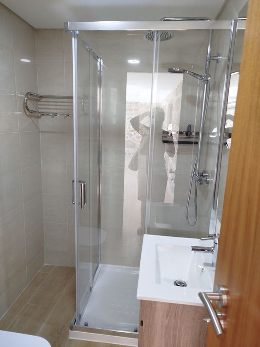 Apartamento T1 cozinha equipada  área bruta 80 metros quadrados