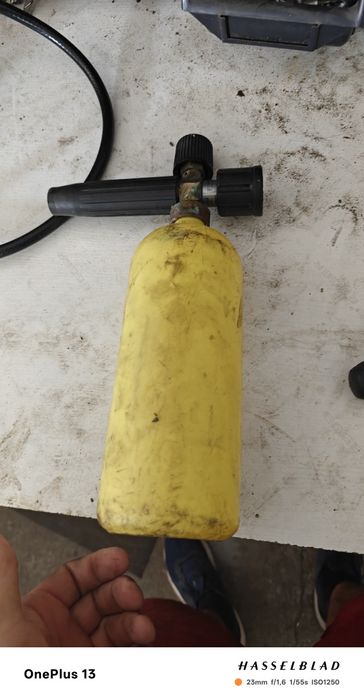 Sprzedam oryginalną pianownica Karcher HD