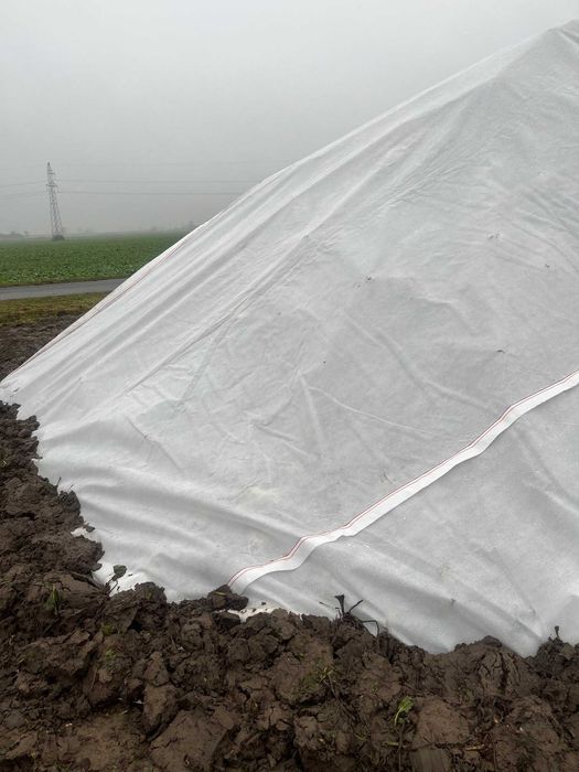 NaturSorte Agrowłóknina na kopce  buraczane  110g/m² ( 9.60m x 25m )